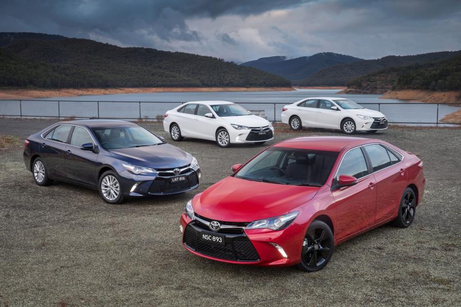  Toyota Camry Atara S 2015 года  (фото 4 из 4)